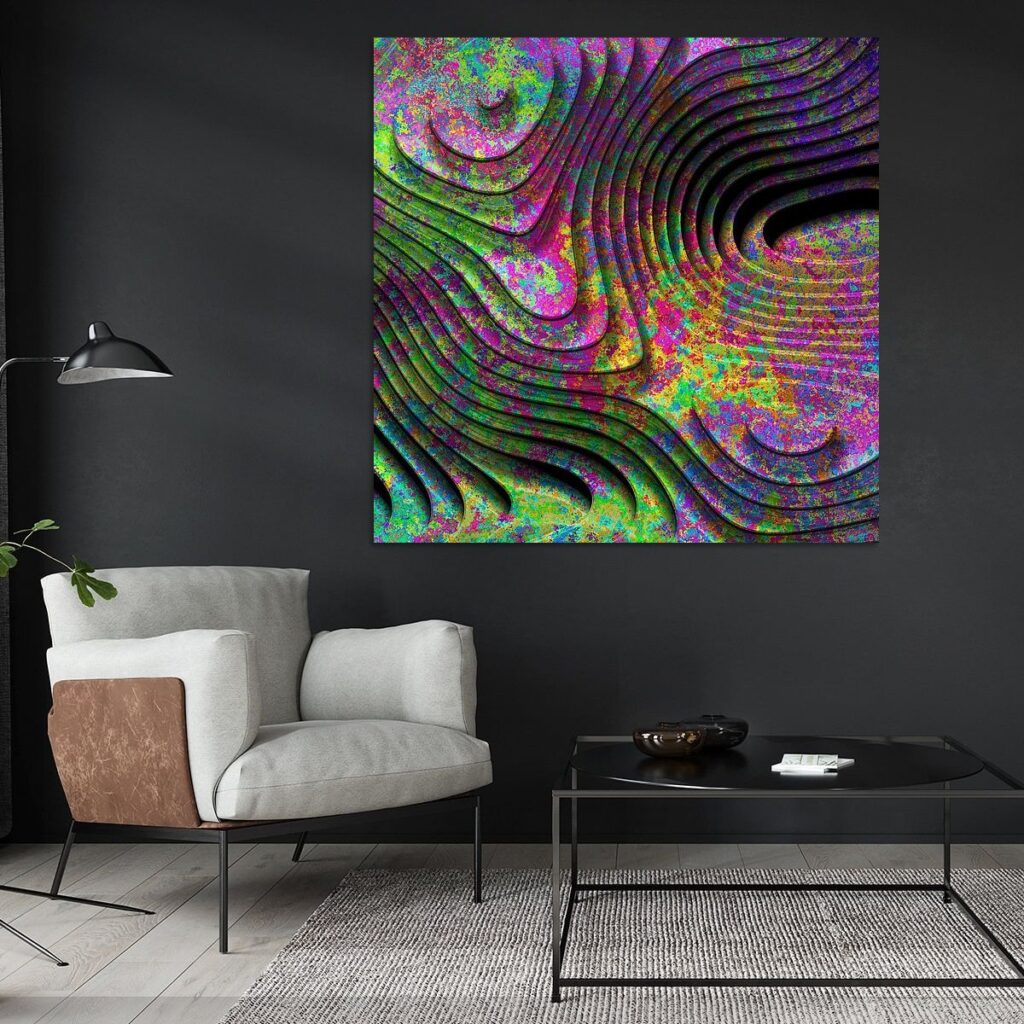 In de diepte van ons bestaan is een vierkant abstract zeer kleurrijk werk van wat rustig metaal lijkt dat in organische vormen in lagen op elkaar gestapeld ligt.